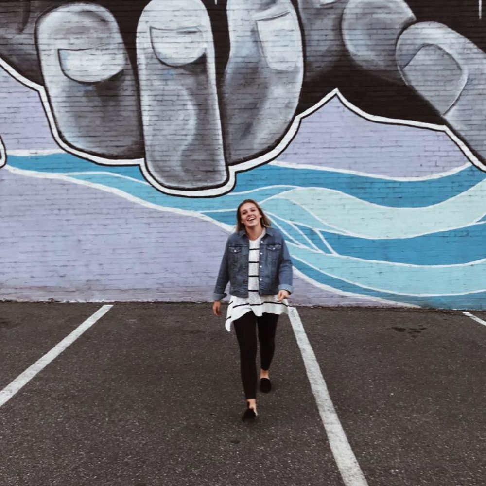 Meet your Posher, Olivia